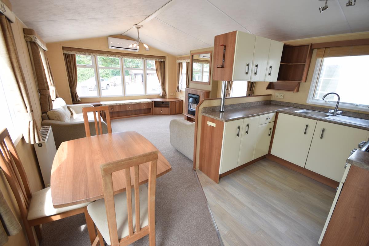 2011 Willerby Salisbury 38×12 | 3 beds | Full Winterpack | Lovely! - Image 3