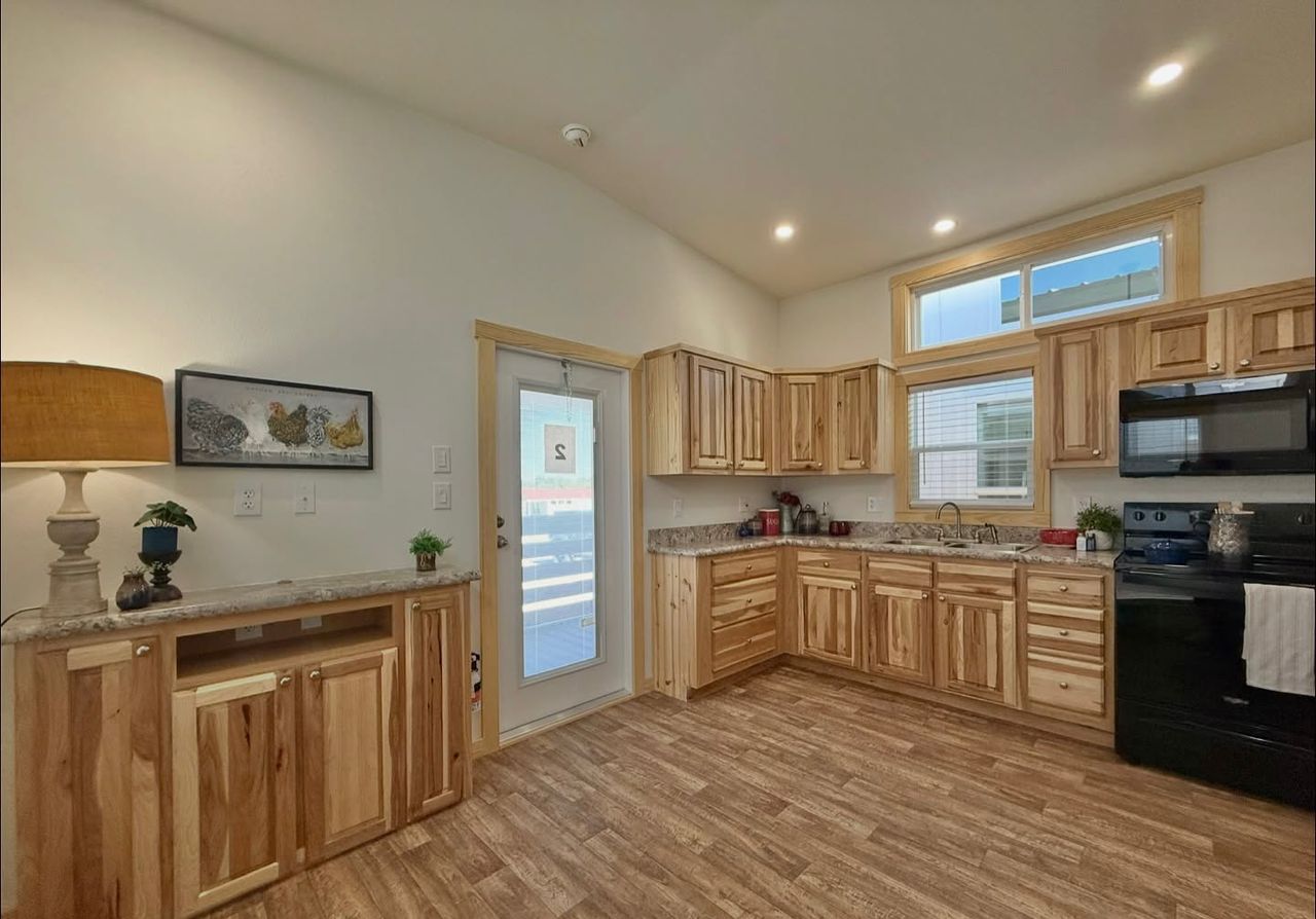 2023 Platinum “Cardinal” 1 bed/1 bath 399 sq foot RV park model - Image 3
