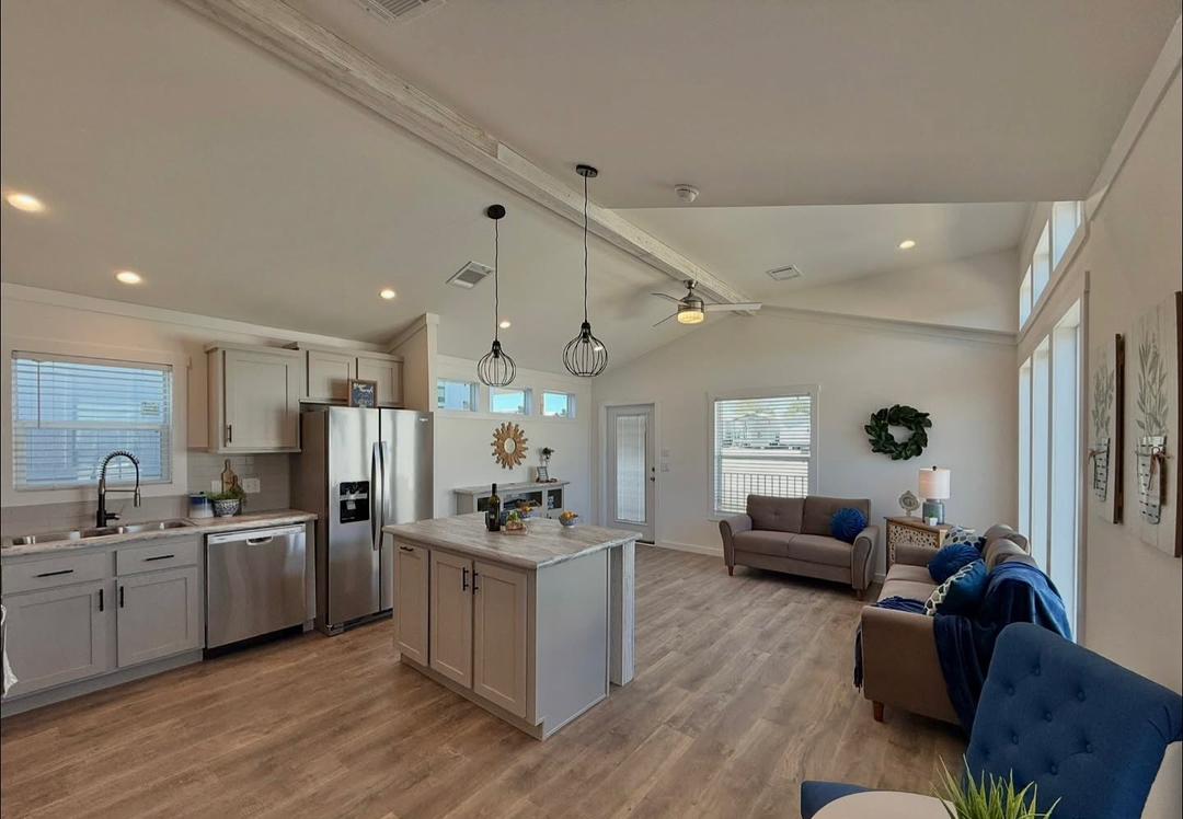 NEW FLOORPLAN ! THE HULK Park Homes - Image 5