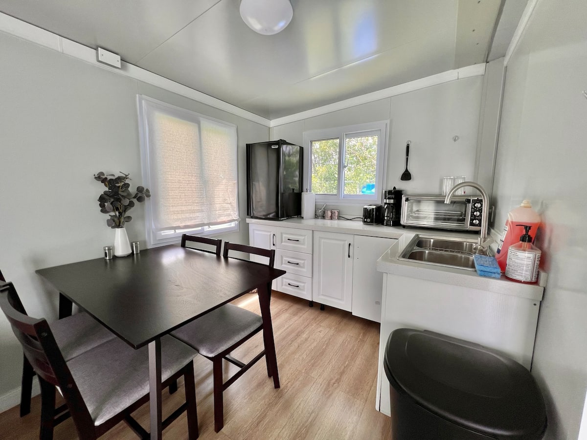 K68 Off-Grid Tiny Home With 2 Bedrooms, Kitchen & Bathroom (400 sq ft) - Image 5