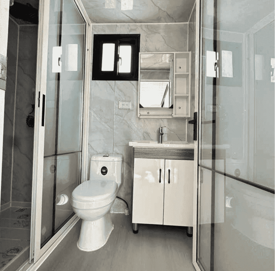 FH-300 Tiny Home on Wheels (140 sq ft) - Image 3